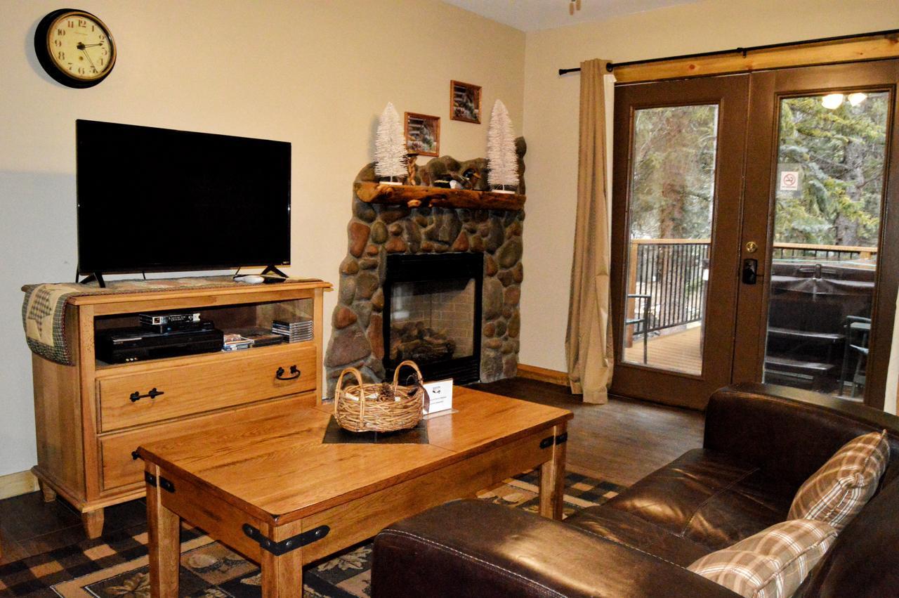 The Inn On Fall River & Fall River Cabins Estes Park Exteriör bild